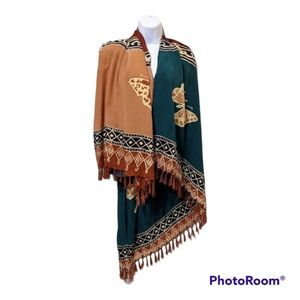 Scarf with fringe